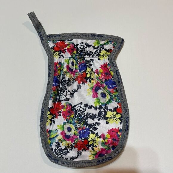 Norwex Dual Sided Mitt graphite/floral NWT - Picture 2 of 11